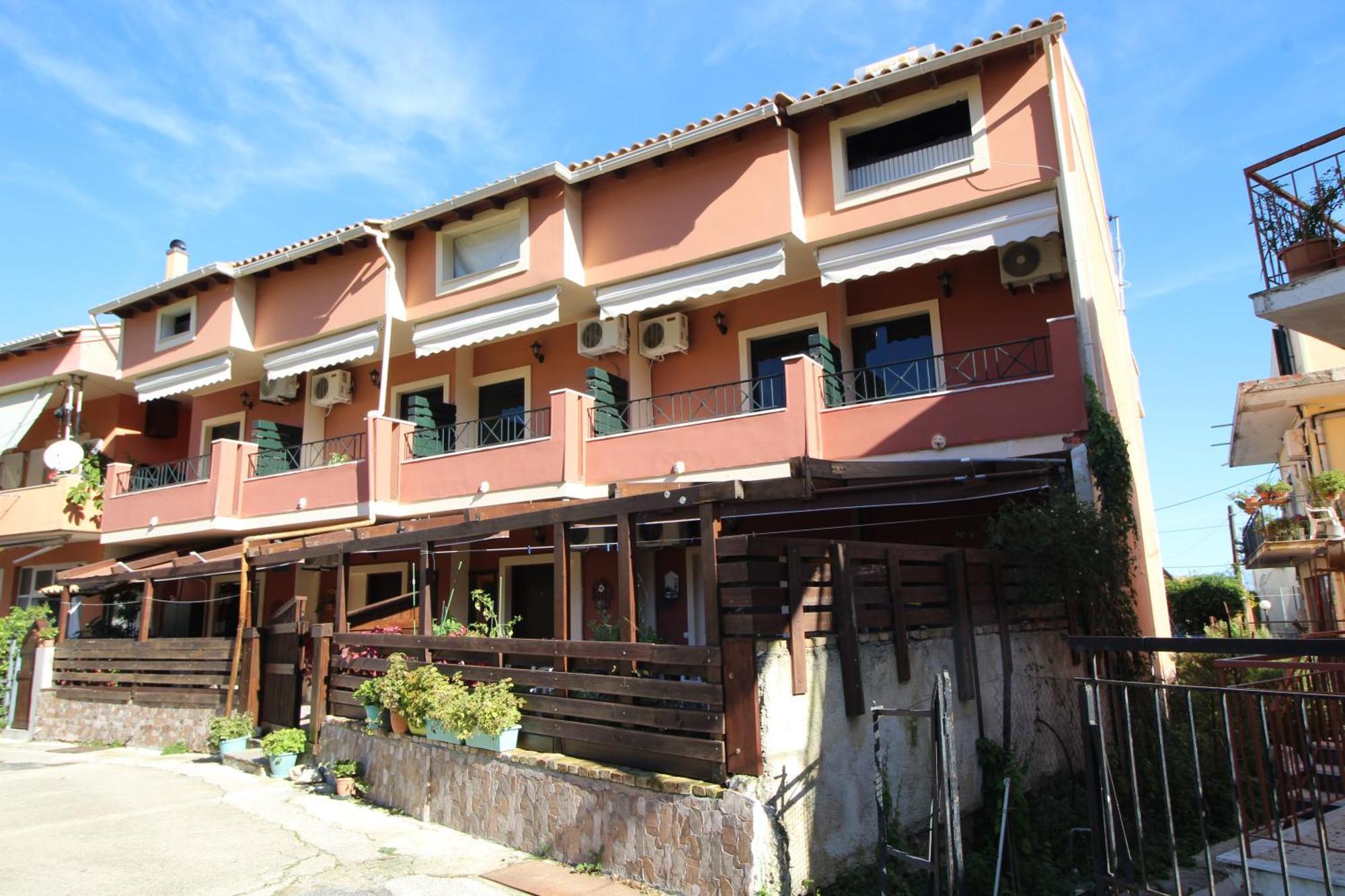 Panos Apartments Benitses  Buitenkant foto